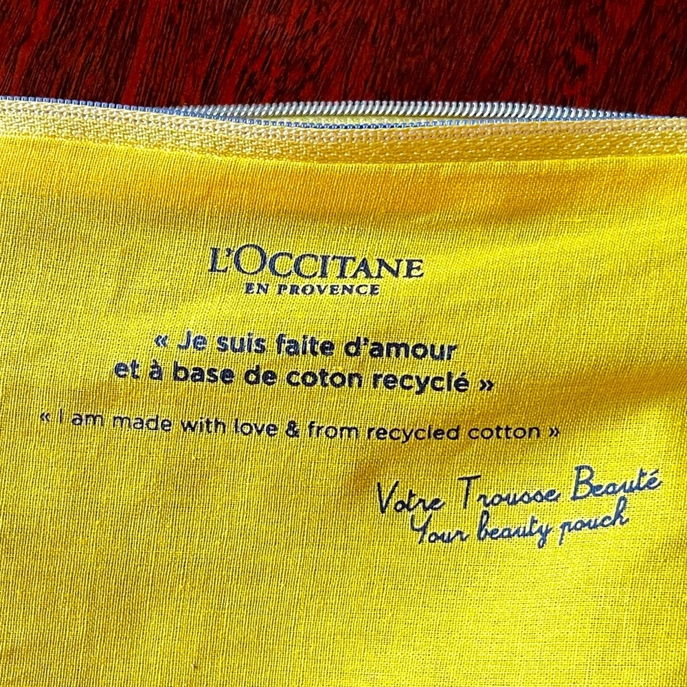 L’Occitane Travel Kit - Picture 4 of 12